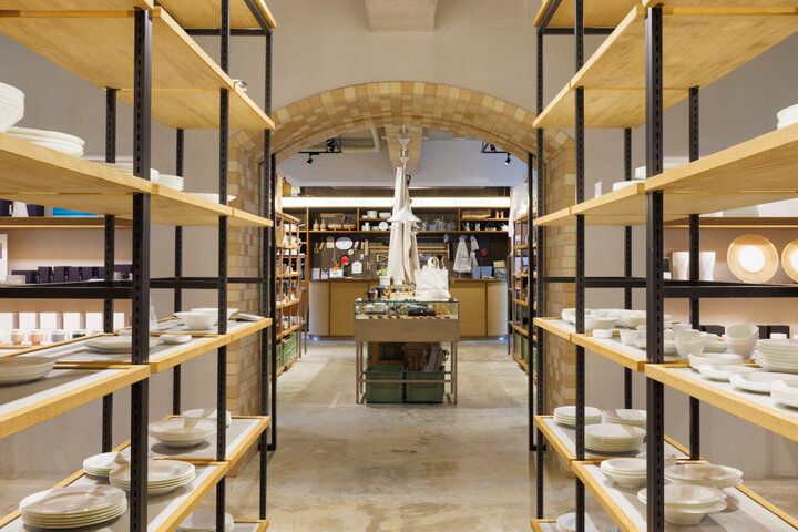 すてきなキッチン雑貨やテーブルウェア約2000点が揃う。富ヶ谷「ロストアンドファウンドトウキョウストア」