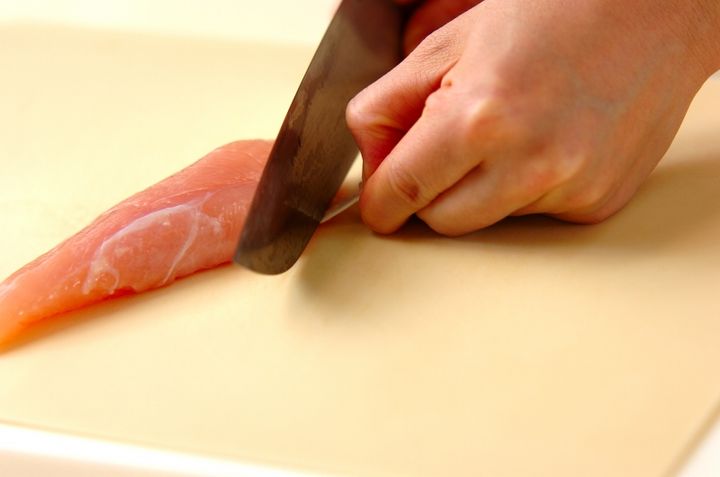 鶏ささ身のみぞれがけの下準備1