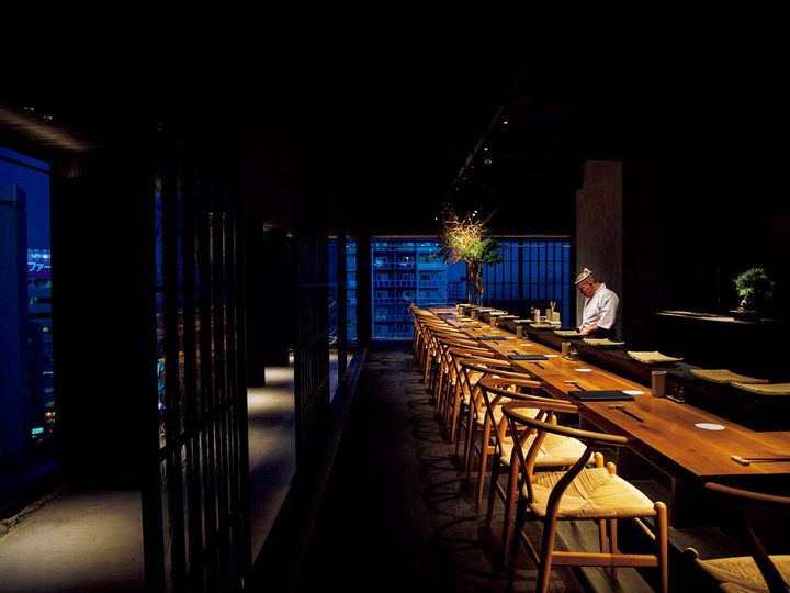 大塚『やきとり 結火』の内観