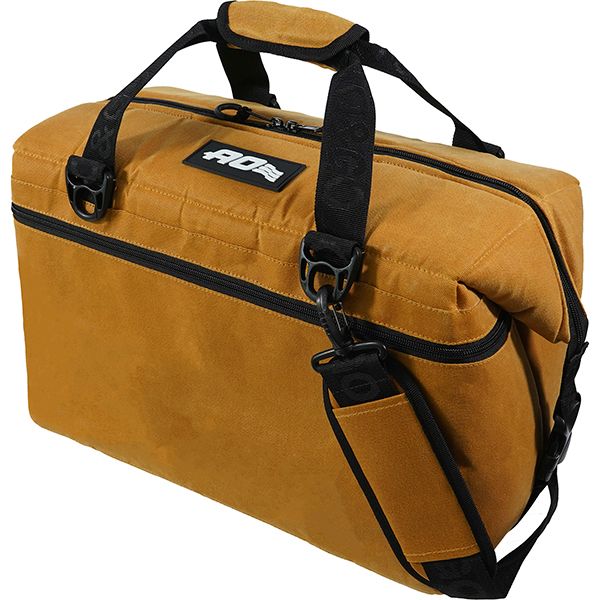 「絶対買って！」保冷力が驚異の8日!?機能性が優秀すぎる最新保冷アイテム9選