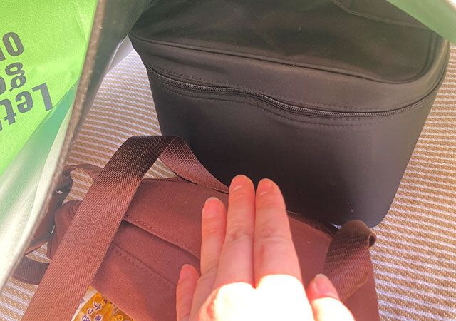 セリアのアルミ付保冷シート