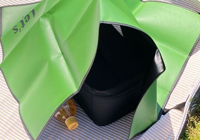 セリアのアルミ付保冷シート