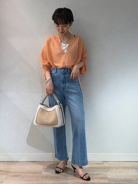 2024春夏ブルーの最旬コーデ