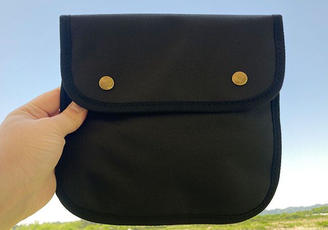 ダイソーのチェアアームポケット