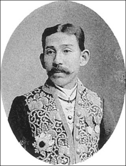 父親の穂積陳重