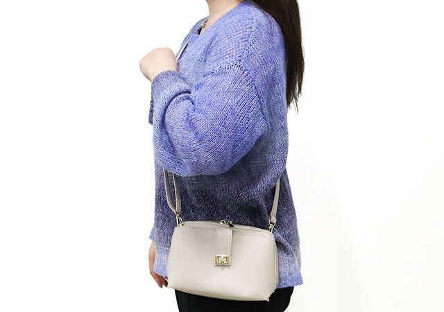 宝島社の付録のNATURAL BEAUTY BASIC ターンロック3層ショルダーバッグBOOK