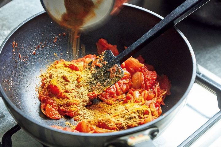 シンプルチキンカレー【ツレヅレハナコさん】