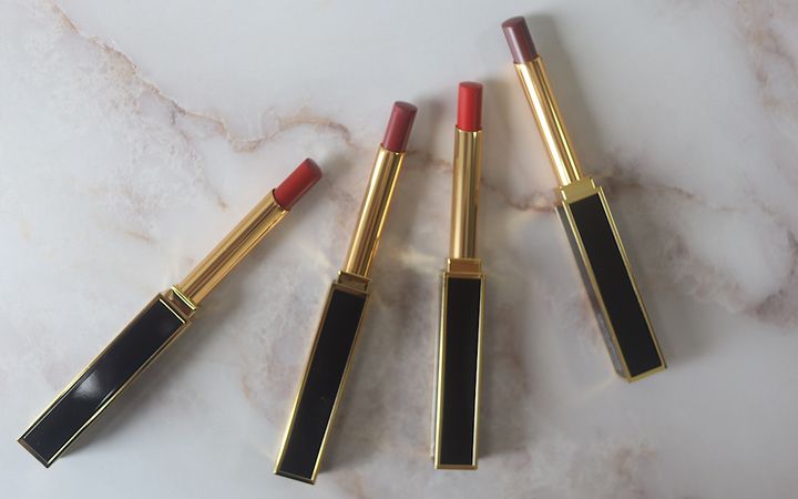 トムフォード ビューティの「スリム リップ カラー シャイン」を全色スウォッチ！イエベ、ブルベ別のおすすめも紹介