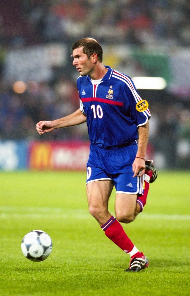 あの伝説選手も…史上最高の「フランス人ミッドフィルダー」トップ10