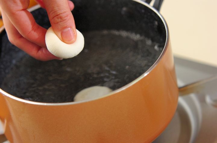 白玉団子黒ゴマソースの作り方2