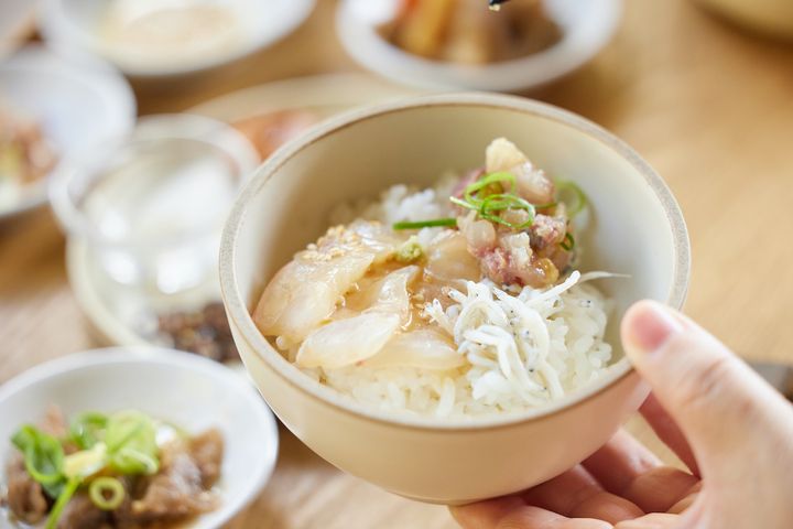 好きな具材をのせて丼にしたり、お茶漬けでサラサラっといただいたり。自由自在に味わえる