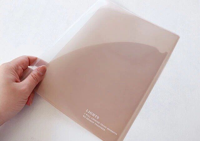 ダイソーのプリントが入れられるノートカバー（CIS、B5）