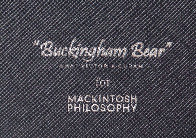 ゴールドのレタリングプリント