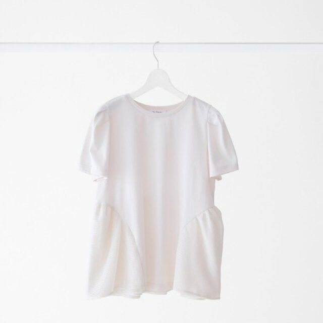 しまむらの新作コラボトップス