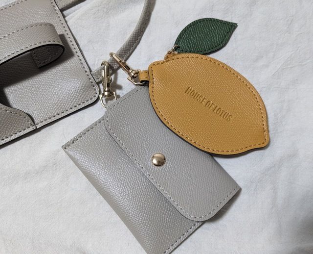 トリプルスマホポシェット