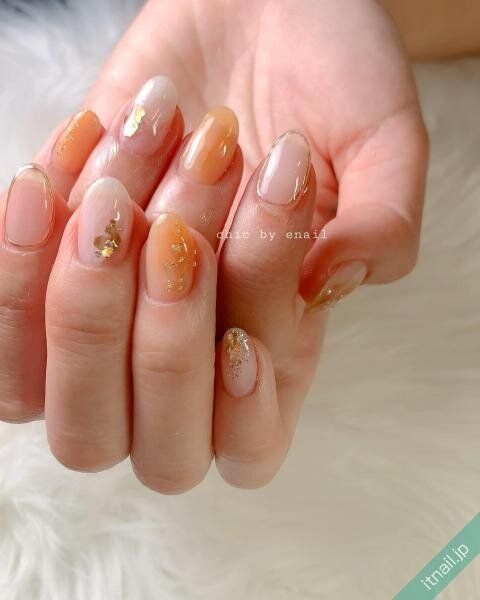 chic by enailが投稿したネイルデザイン [photoid:I0100922] via Itnail Design (733188)