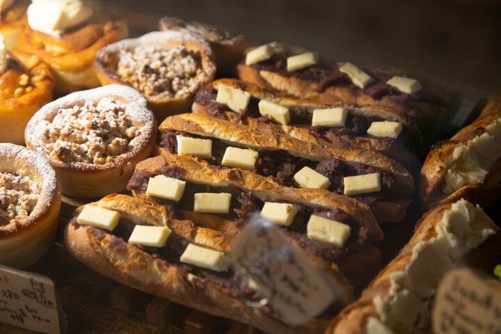 上野で見つけた通いたくなるリノベ書店「ROUTE BOOKS」～ビリヤニ、パン、陶芸に本♪～