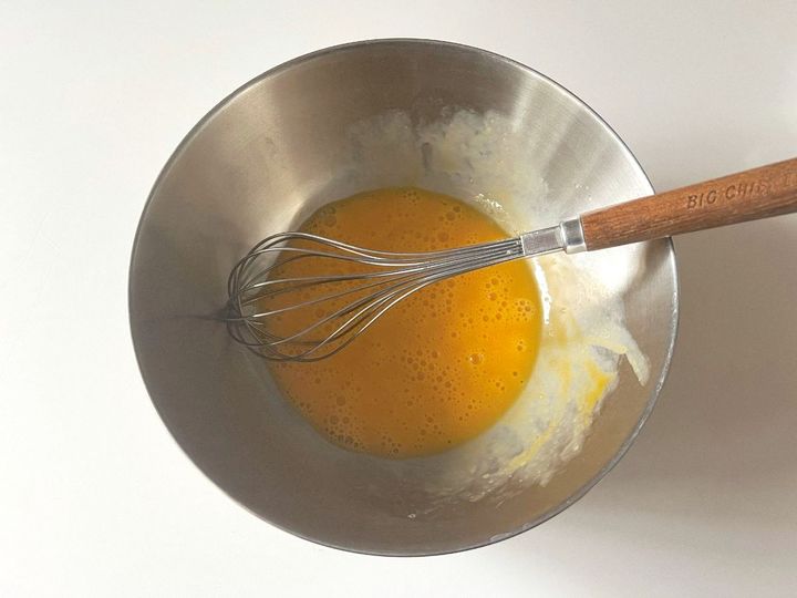 【簡単米粉レシピ】バナナココナッツ黒糖米粉マフィン【渡辺友美子のコーヒーに合うお菓子のレシピ vol.42 〜レシピで旅するヨーロッパ〜】