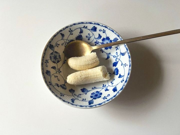 【簡単米粉レシピ】バナナココナッツ黒糖米粉マフィン【渡辺友美子のコーヒーに合うお菓子のレシピ vol.42 〜レシピで旅するヨーロッパ〜】