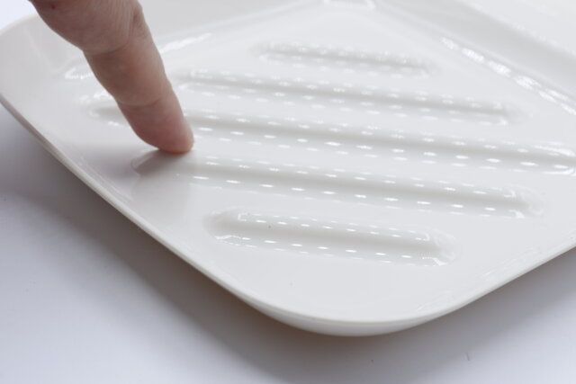 セリアの食パン皿