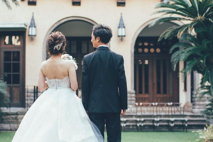 結婚式、夫婦の選択は…