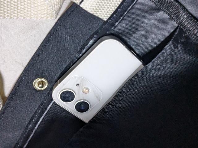 吊り下げポケット