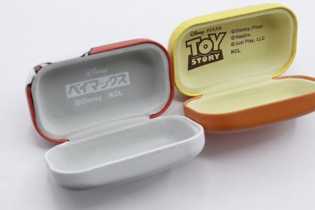 セリアのイヤホンケース