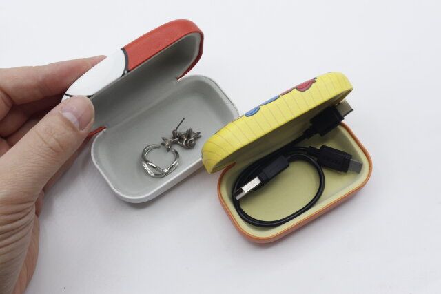 セリアのイヤホンケース