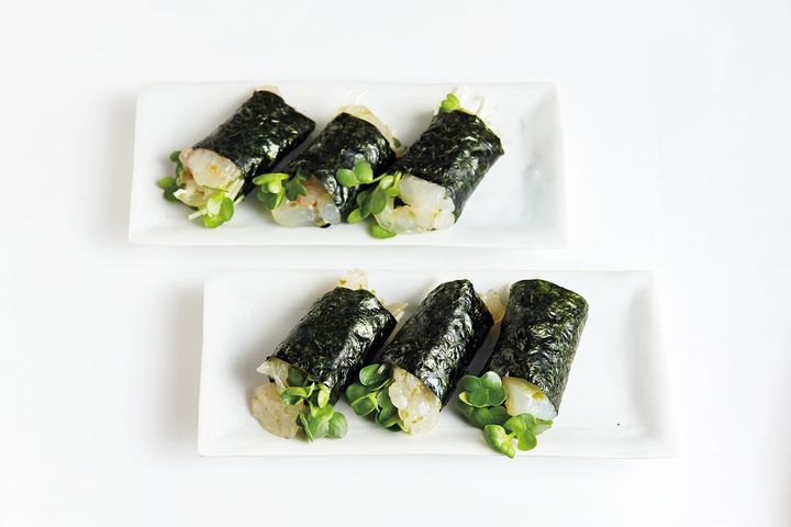 柚子胡椒の辛味が心地良い“刺し身の海苔巻き”