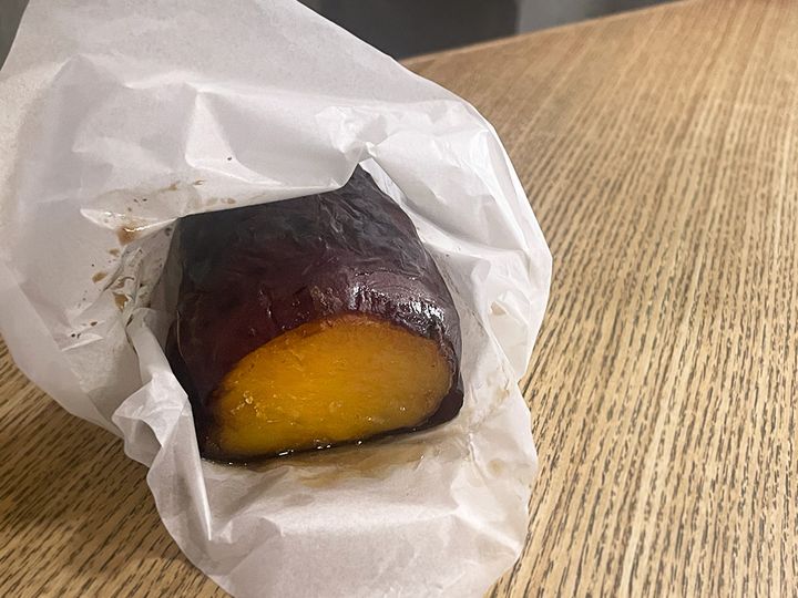 「ヤバ蜜焼き芋」300円