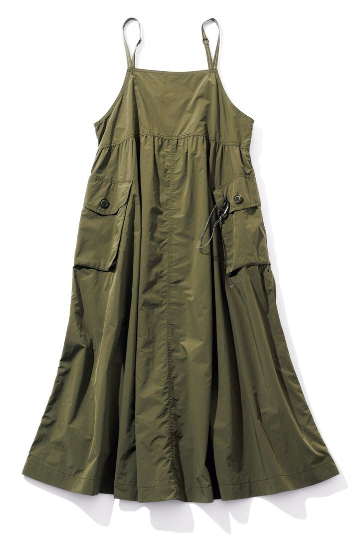 アンドワンダーのキャミワンピース