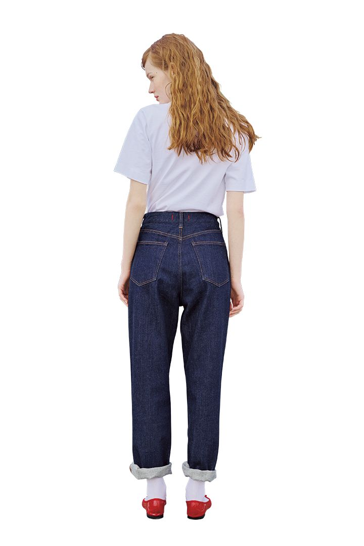 後ろ姿が超キレイで脚長効果抜群！シルエットが美しいデニム4選