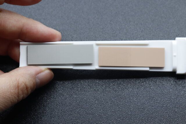 100均セリアの付箋用のケース