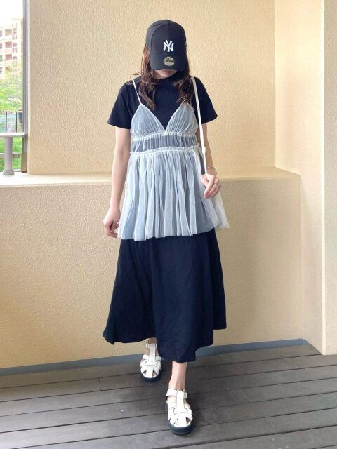 春夏のお手本ビスチェコーデ術