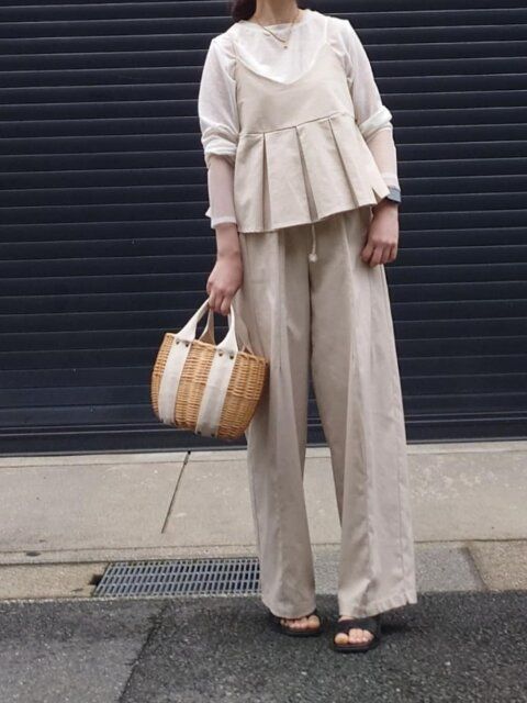 春夏のお手本ビスチェコーデ術