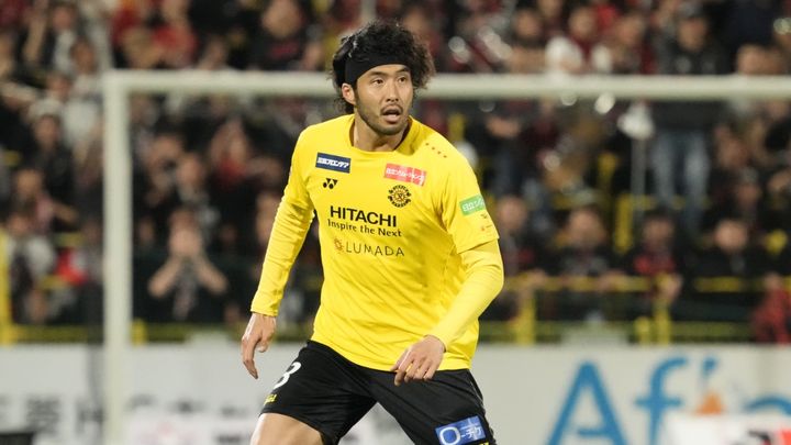 柏レイソルDF犬飼智也、衝撃のスーパーゴール！元同僚の町田浩樹も驚嘆 「鹿島の時いつも…」