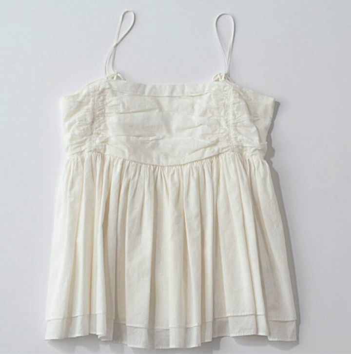 人気ブランド・カレンソロジーのキャミソール 