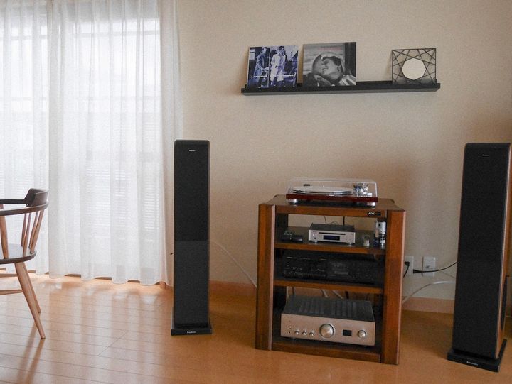 北欧と和をミックスさせた空間がモダンでおしゃれ！築34年一軒家×実家暮らし【FUDGE おしゃれな人のルームツアー vol.6】