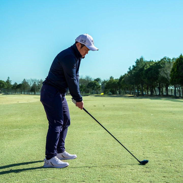 アドレスの向きとボールの位置で調整！ FWでミスなくしっかり飛ばす方法