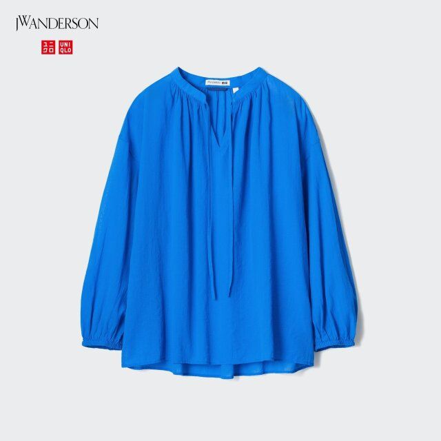 春夏におすすめのユニクロのシアーブラウス