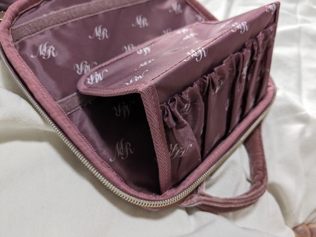 ブラシホルダー立てたところ