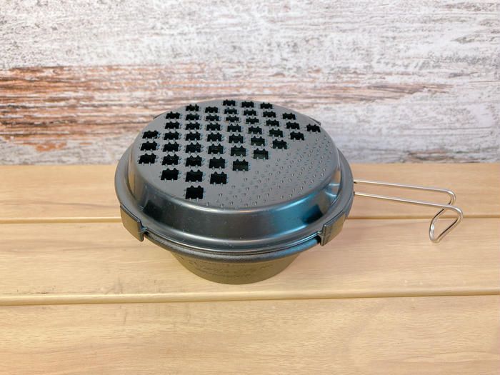 ダイソーのシェラカップ用おろし器