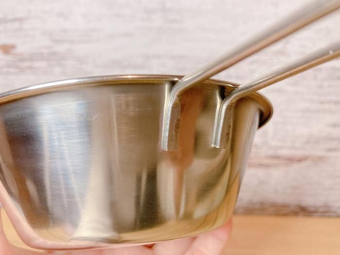 ダイソーの手付きボウルの画像