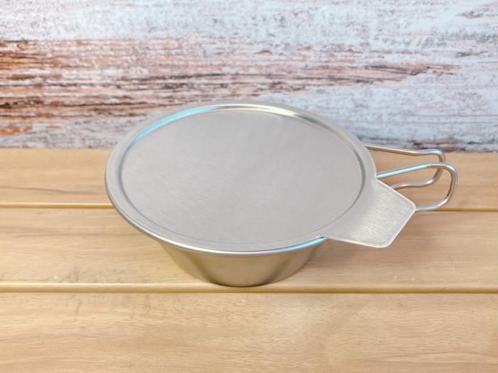 ダイソーのシェラカップのふたの画像