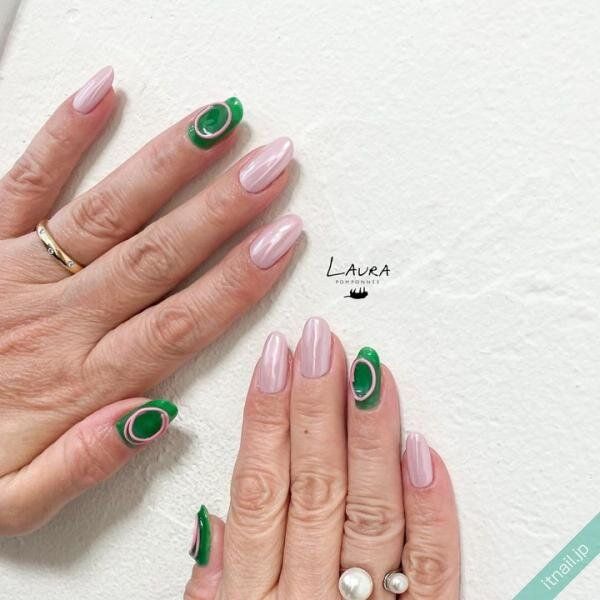 LAURA POMPONNEEが投稿したネイルデザイン [photoid:I0128886] via Itnail Design (733334)