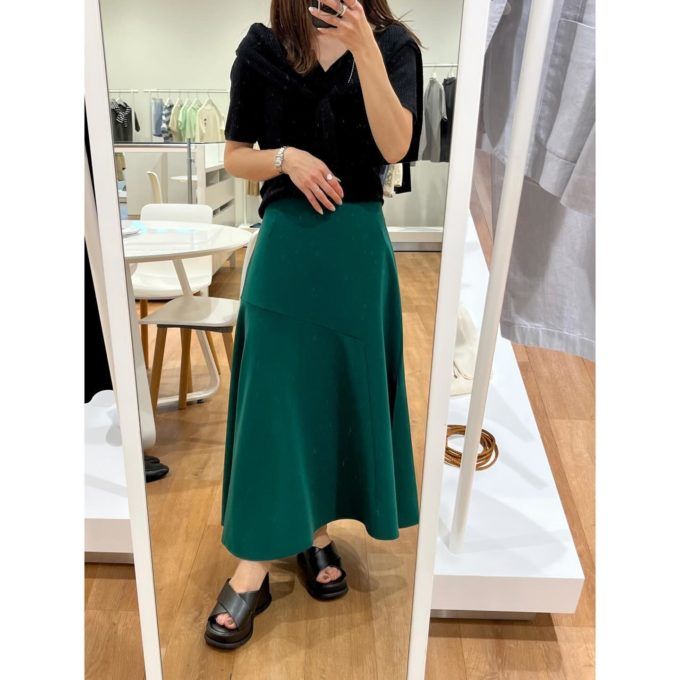 マーメイドスカート×UNIQLO：Cのブラックの「プラットフォームサンダル」