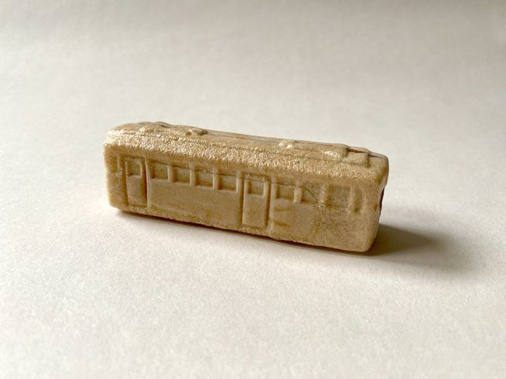 東京土産を買いに大正11年開業の「あらかわ遊園」へ！昭和52年より愛され続ける「都電もなか」【旅するデザイナーがおすすめする旅先でのお土産たち！】