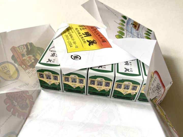 東京土産を買いに大正11年開業の「あらかわ遊園」へ！昭和52年より愛され続ける「都電もなか」【旅するデザイナーがおすすめする旅先でのお土産たち！】