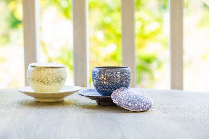 佐賀・黒髪山の自然から着想を得て、創り出された「閑古錐窯」のアートなうつわ