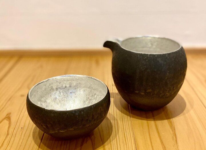 佐賀・黒髪山の自然から着想を得て、創り出された「閑古錐窯」のアートなうつわ